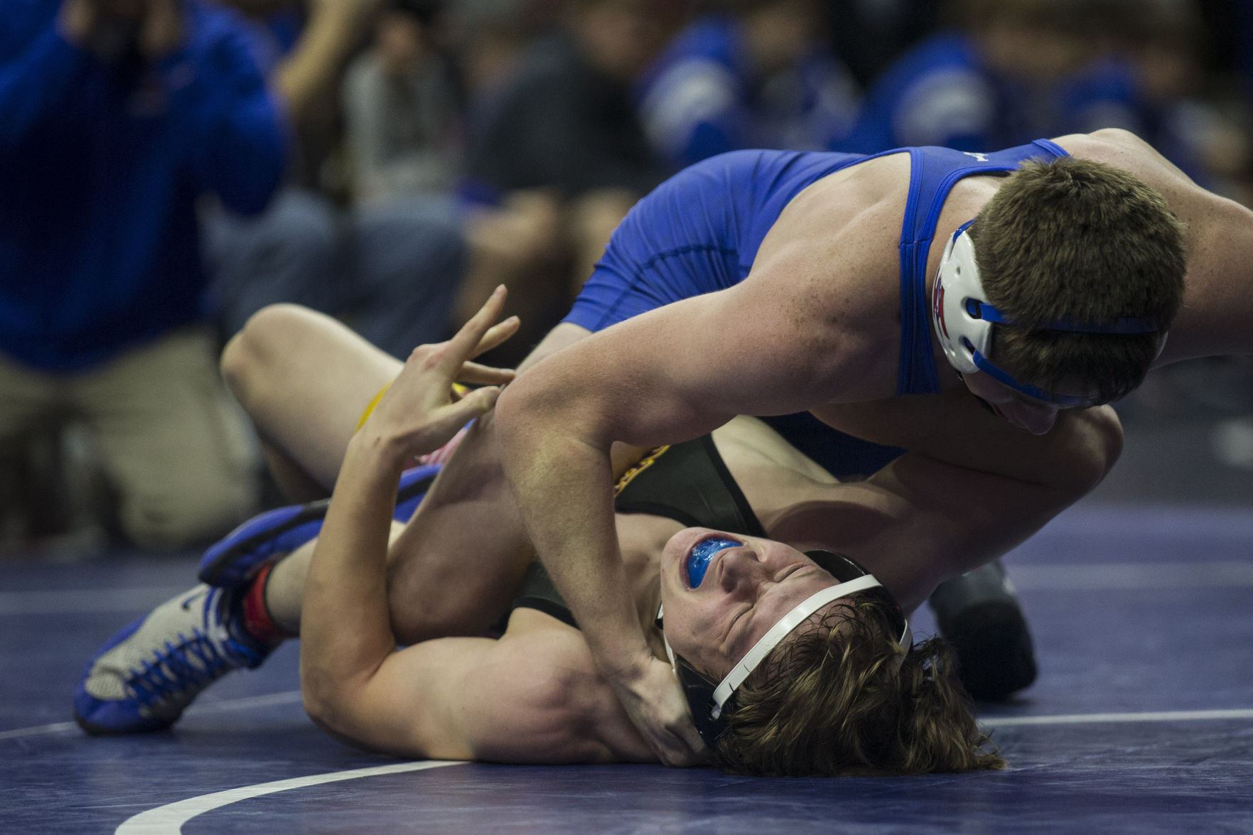 021418DMR-dual-wrestling-10